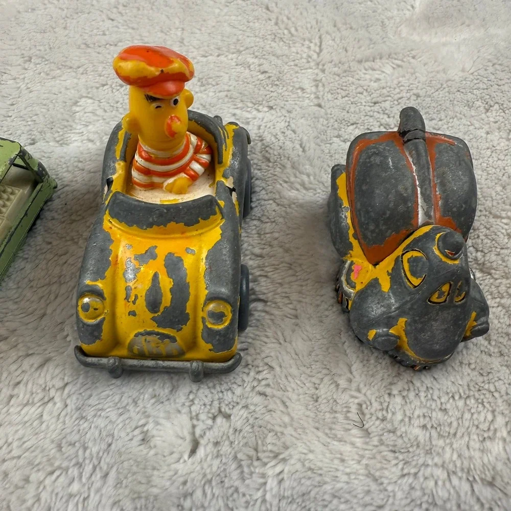 Vintage Lesney Matchbox Commer‎ Bottle Float Milk Truck Red Car Muppets Toy Lot